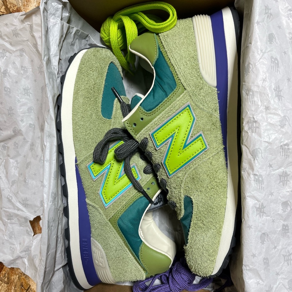 New Balance Green Lime Teal Suede Sneakers - Picture 2 of 6